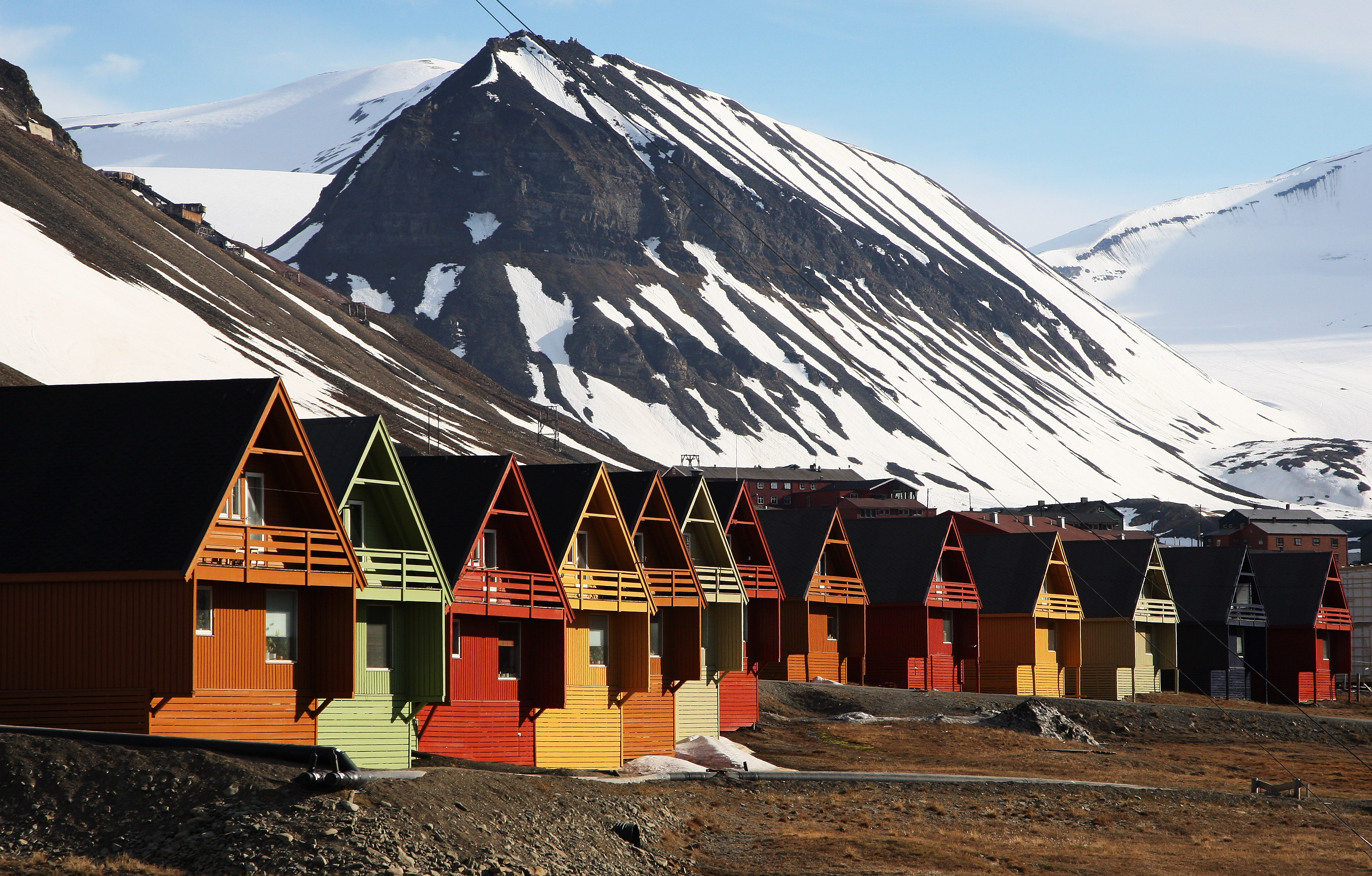 Longyearbyen. Архипелаг Шпицберген Норвегия. Лонгйир, Шпицберген, Норвегия. Лонгйир Longyearbyen Норвегия. Лонгйир Лонгйир, Шпицберген.