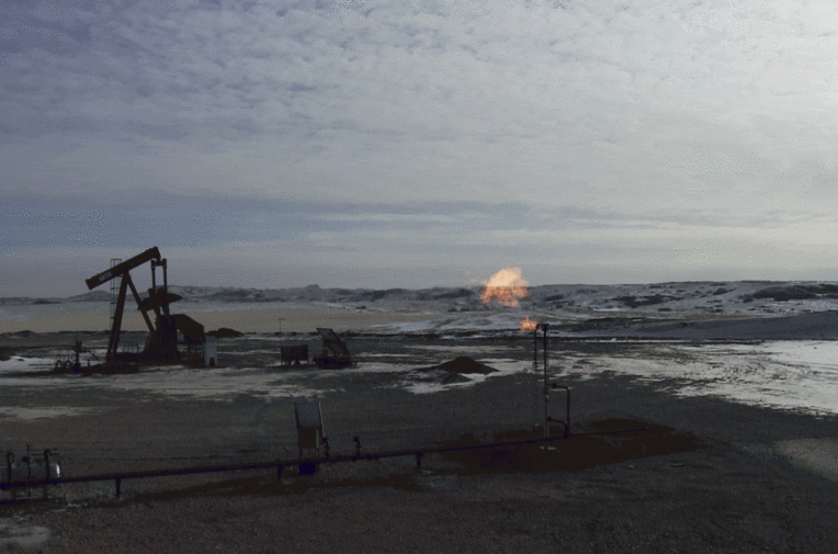 Afbeeldingsresultaat voor Exxon and BP among worst for flaring in US oil fields despite green pledges