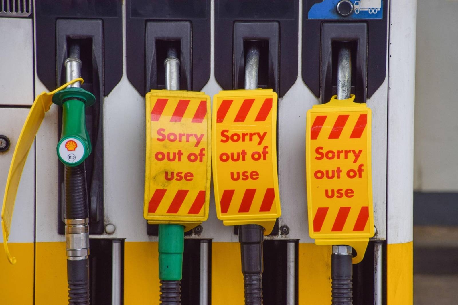 Doubts Over Shell S Drive Carbon Neutral Claim Unearthed